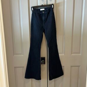 Vibrant black wash flare Jean